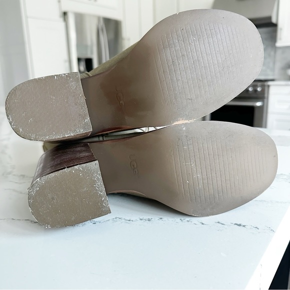 UGG ‘Jerene’ Shearling Lace Up Suede Boots - Picture 13 of 14